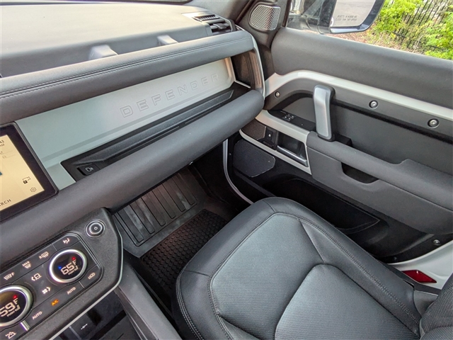 2023 Land Rover Defender 90 X-Dynamic SE