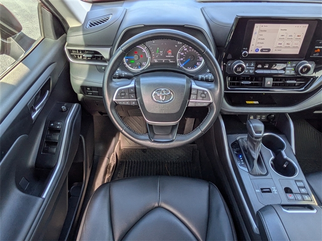 2023 Toyota Highlander Hybrid XLE