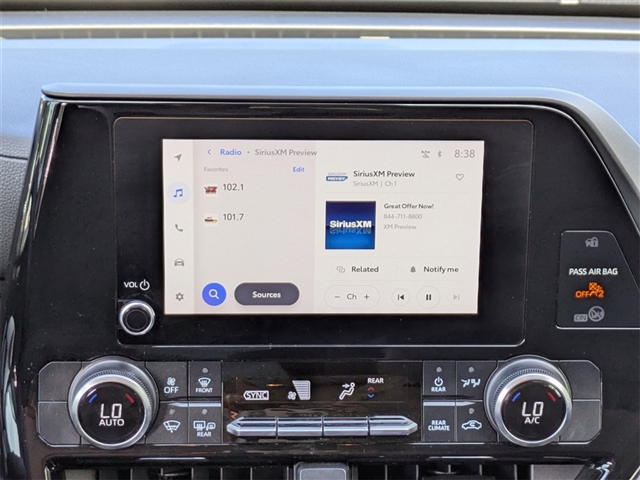 2023 Toyota Highlander LE