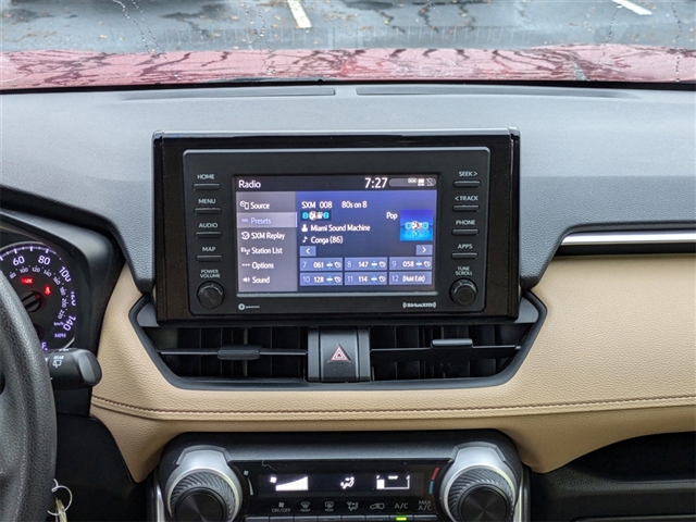 2021 Toyota RAV4 LE