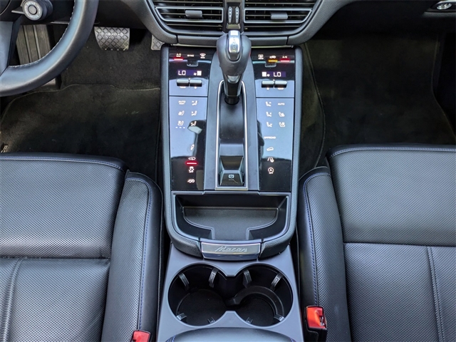 2023 Porsche Macan GTS