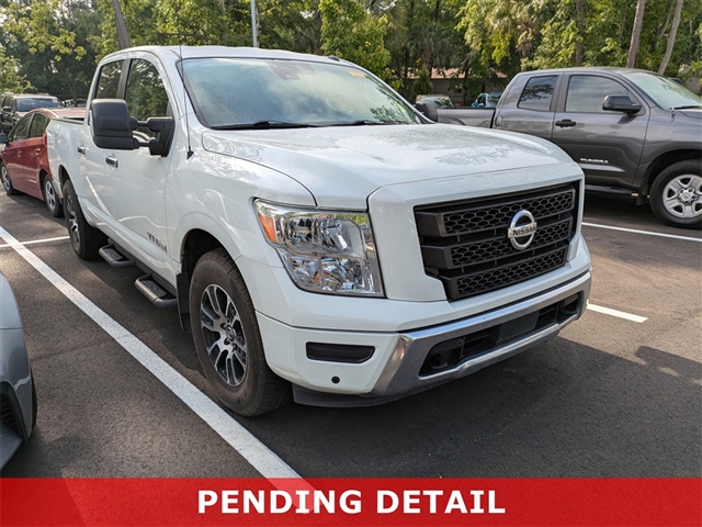 2021 Nissan Titan SV