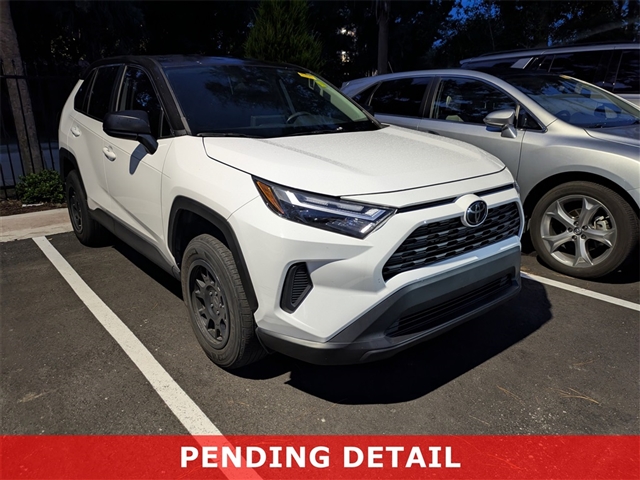 2023 Toyota RAV4 LE