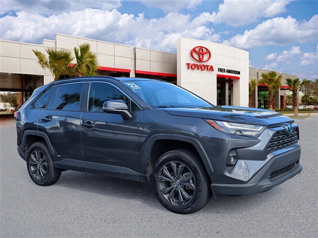 2023 Toyota RAV4 Hybrid XLE Premium
