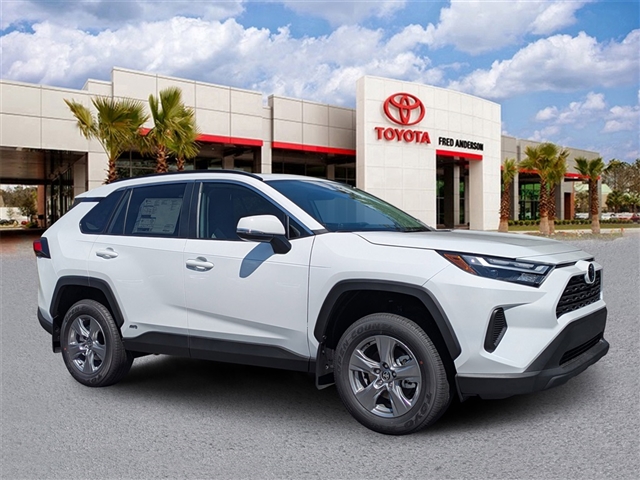 2025 Toyota RAV4 Hybrid XLE