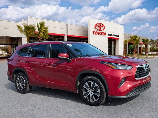 2023 Toyota Highlander Hybrid XLE