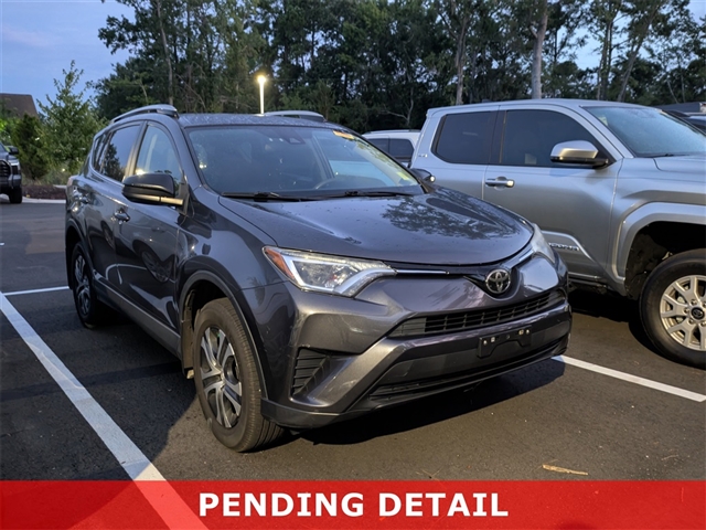 2017 Toyota RAV4 LE