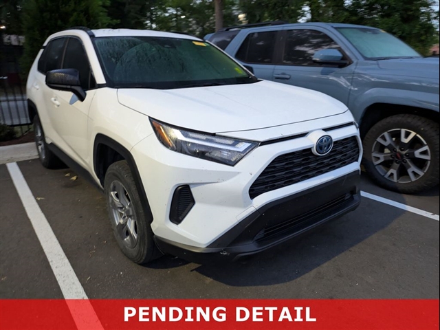 2024 Toyota RAV4 Hybrid LE - main photo