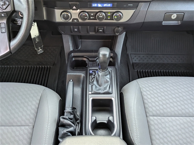 2022 Toyota Tacoma SR V6