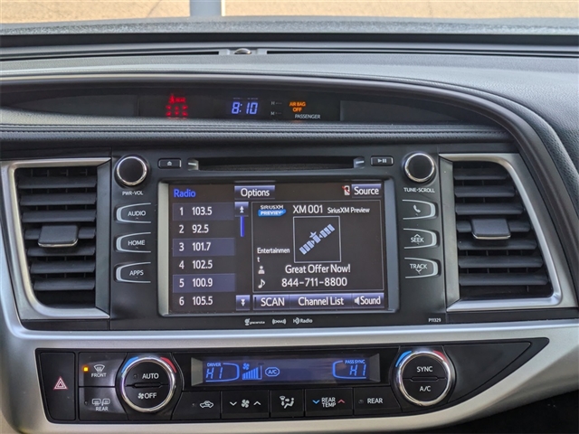 2017 Toyota Highlander LE