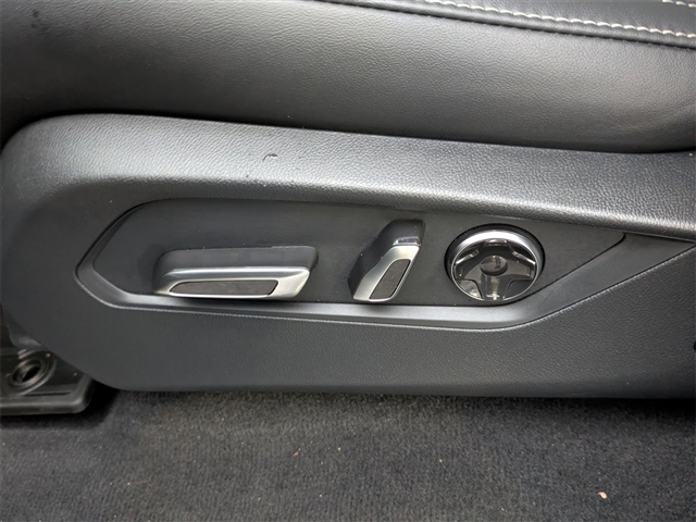 2024 Acura MDX w/Tech