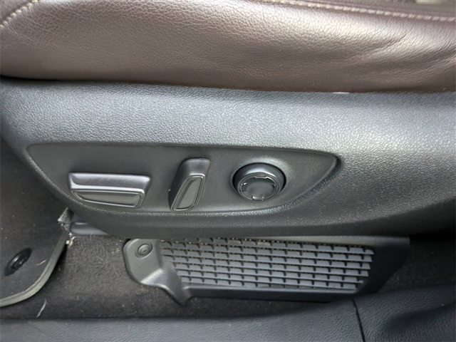 2021 Toyota Sienna Platinum 7-Passenger