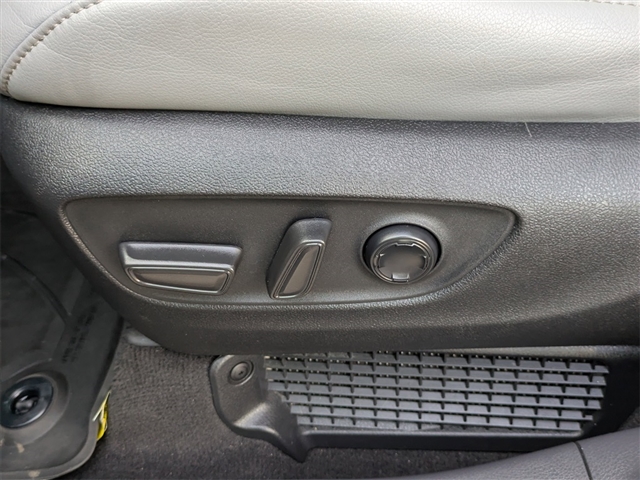 2022 Toyota Sienna Limited 7-Passenger