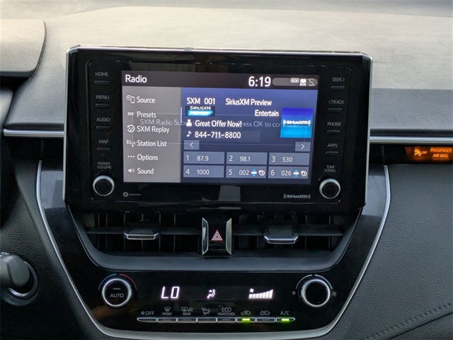 2022 Toyota Corolla Hatchback SE