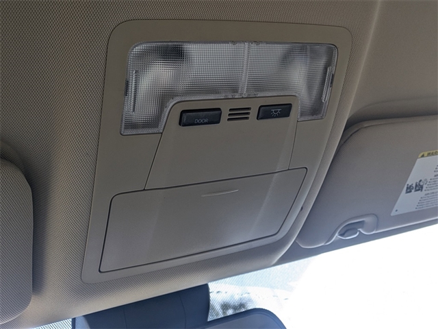 2017 Toyota Highlander LE
