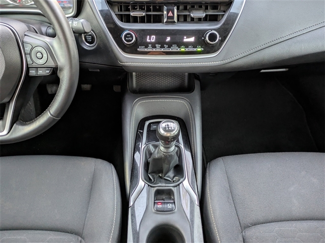 2022 Toyota Corolla Hatchback SE
