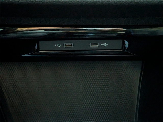 2023 Volkswagen Golf R 20th Anniversary Edition