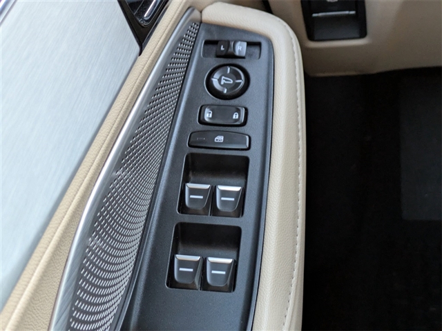 2023 Acura MDX 