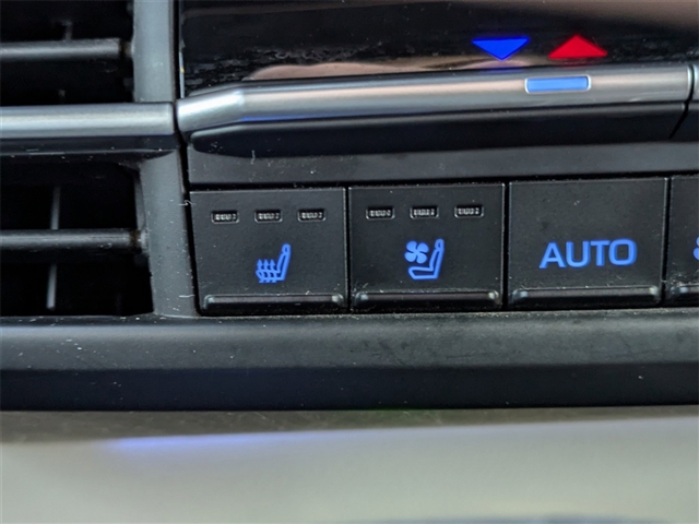 2021 Toyota Sienna Platinum 7-Passenger