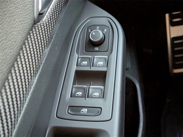 2023 Volkswagen Golf R 20th Anniversary Edition