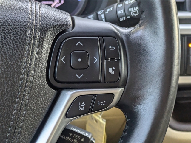 2017 Toyota Highlander LE