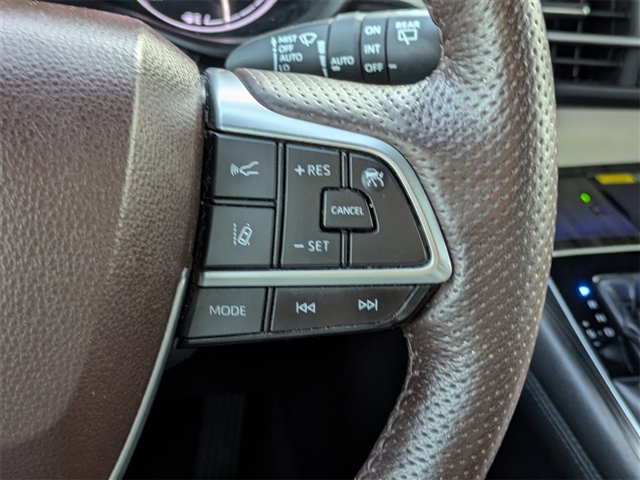 2021 Toyota Sienna Platinum 7-Passenger