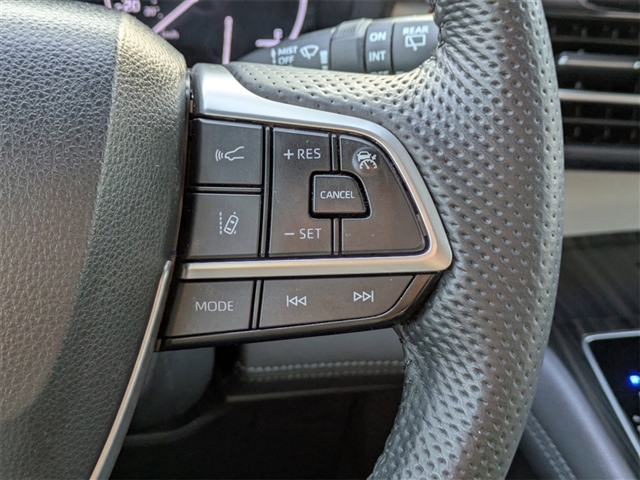 2022 Toyota Sienna Limited 7-Passenger