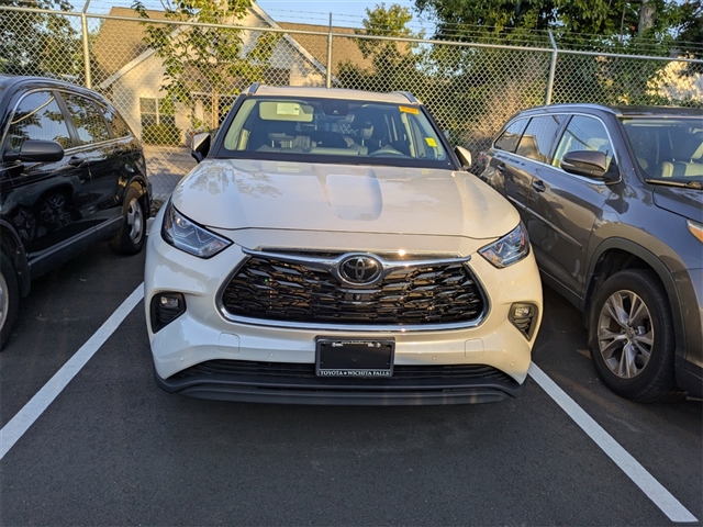 2023 Toyota Highlander Limited