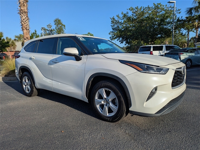 2021 Toyota Highlander LE