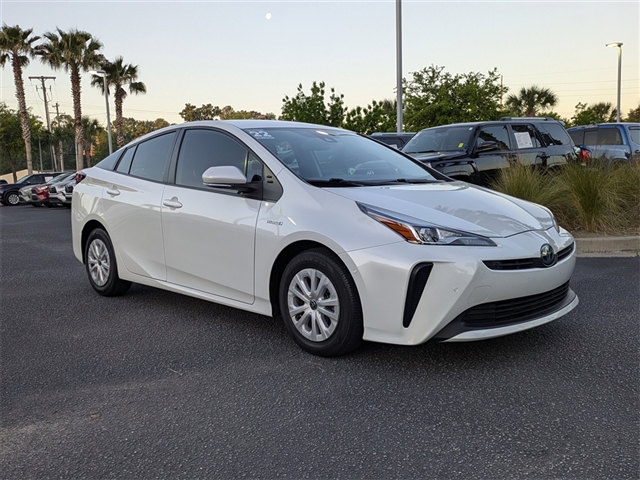2022 Toyota Prius LE
