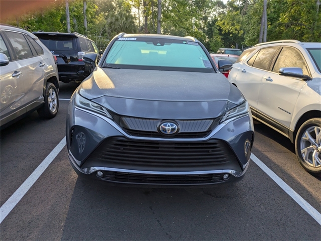 2023 Toyota Venza XLE