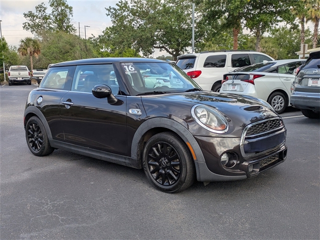 2016 MINI Hardtop 2 Door Cooper S