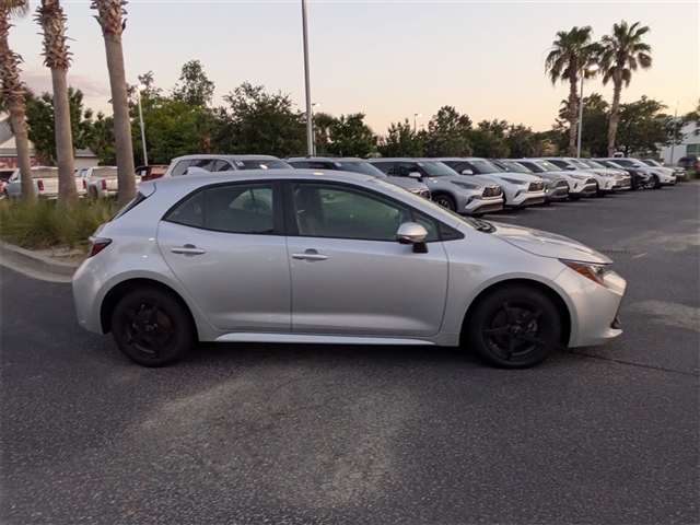 2022 Toyota Corolla Hatchback SE