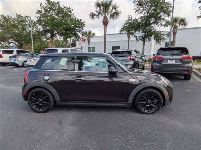 2016 MINI Hardtop 2 Door Cooper S