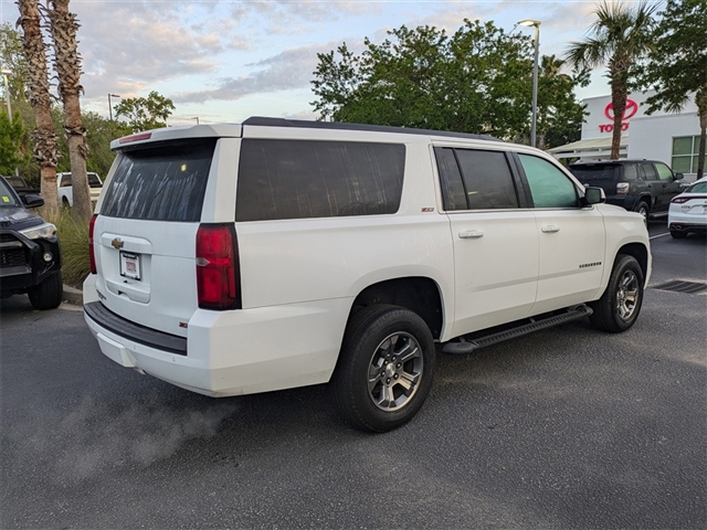 2019 Chevrolet Suburban LT