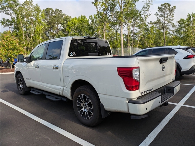 2021 Nissan Titan SV