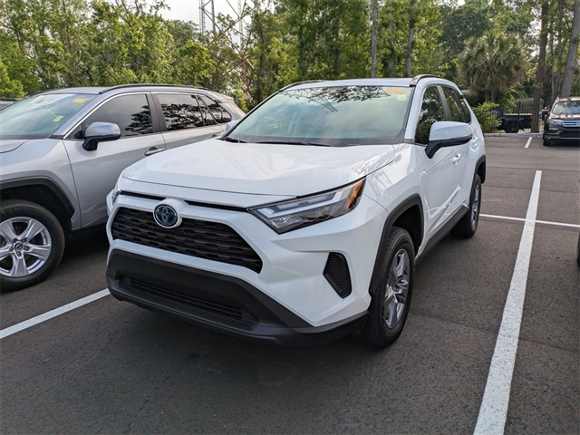 2023 Toyota RAV4 Hybrid XLE