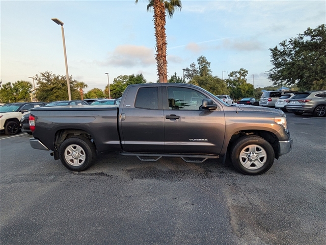 2017 Toyota Tundra SR5