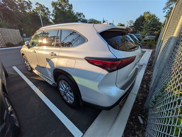 2023 Toyota Highlander Limited
