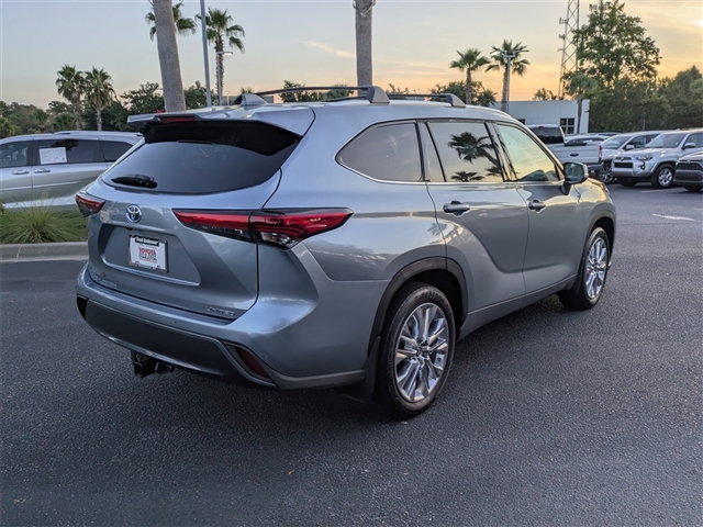 2021 Toyota Highlander Hybrid Limited