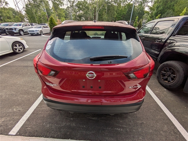 2018 Nissan Rogue Sport SV