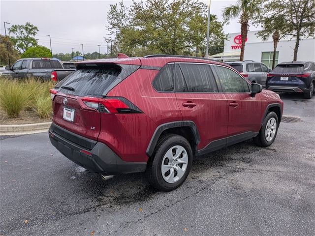 2021 Toyota RAV4 LE