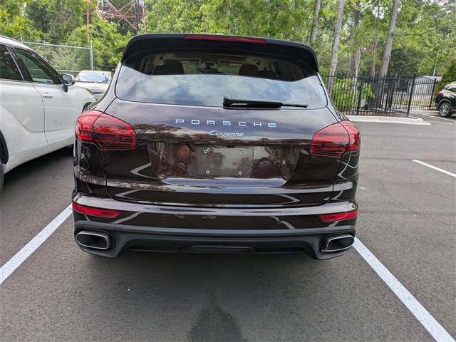 2016 Porsche Cayenne 