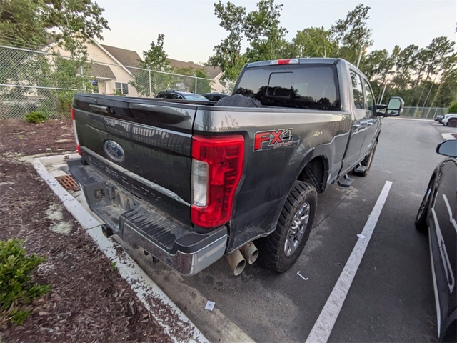 2017 Ford F-250 Super Duty Lariat
