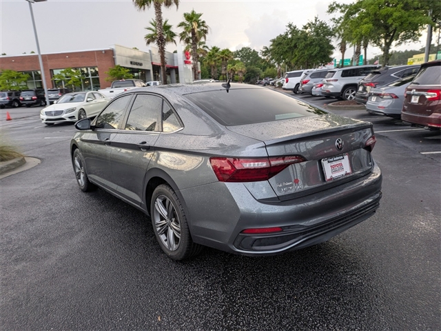 2023 Volkswagen Jetta SE