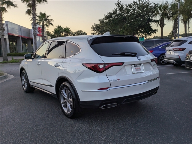 2023 Acura MDX 