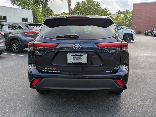 2021 Toyota Highlander L