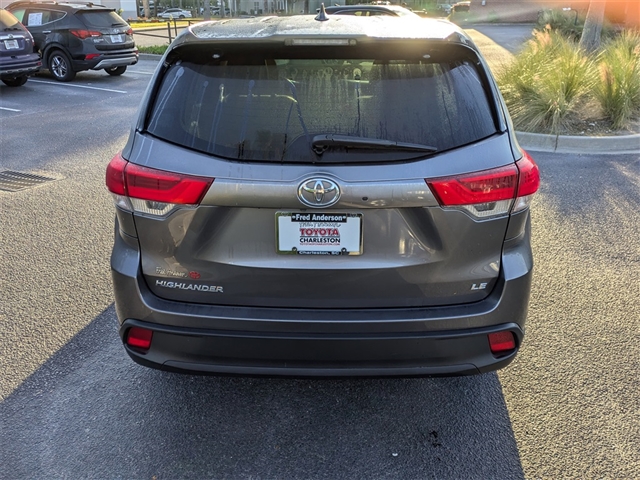 2017 Toyota Highlander LE