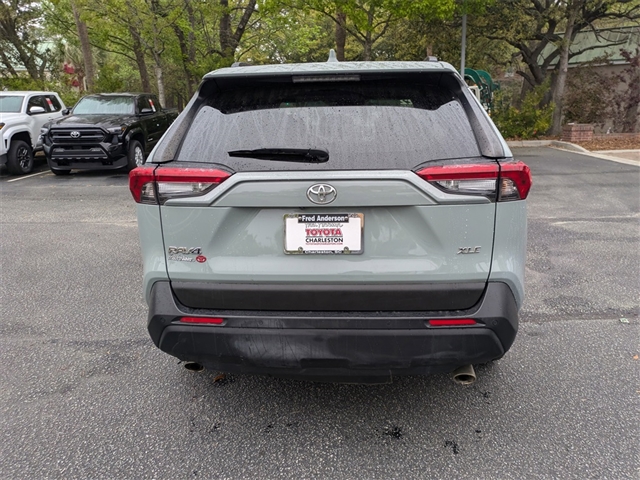 2022 Toyota RAV4 XLE Premium