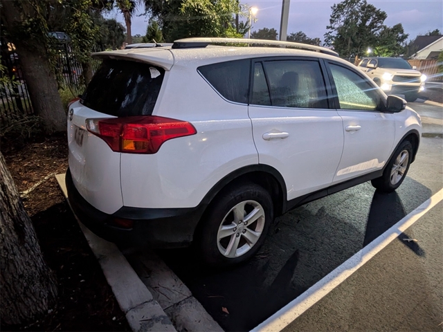 2013 Toyota RAV4 XLE